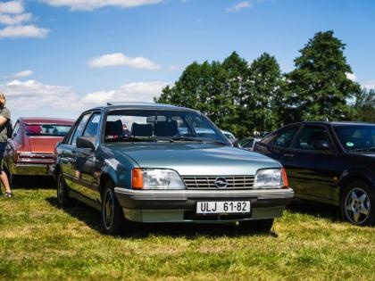 Opel Rekord E (1986) 