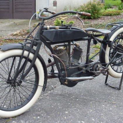 Renovace Motocykl PUCH (1908) 